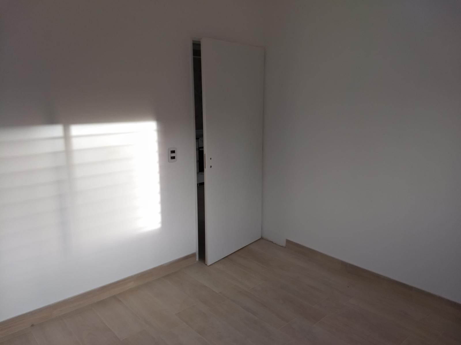 Venta departamento de 2 ambientes Villa Luzuriaga