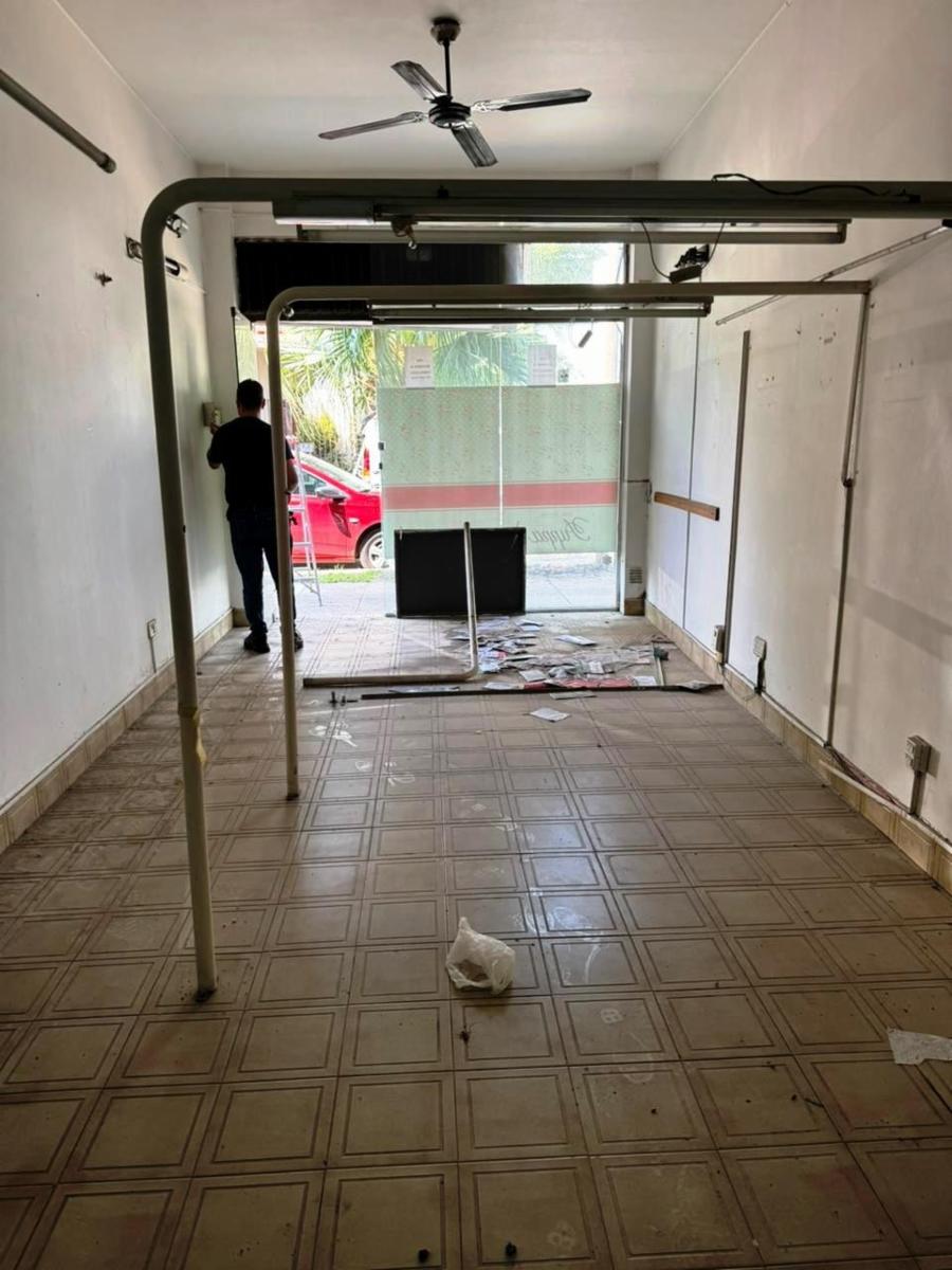 Llavallol 1115 · Morón — foto 3