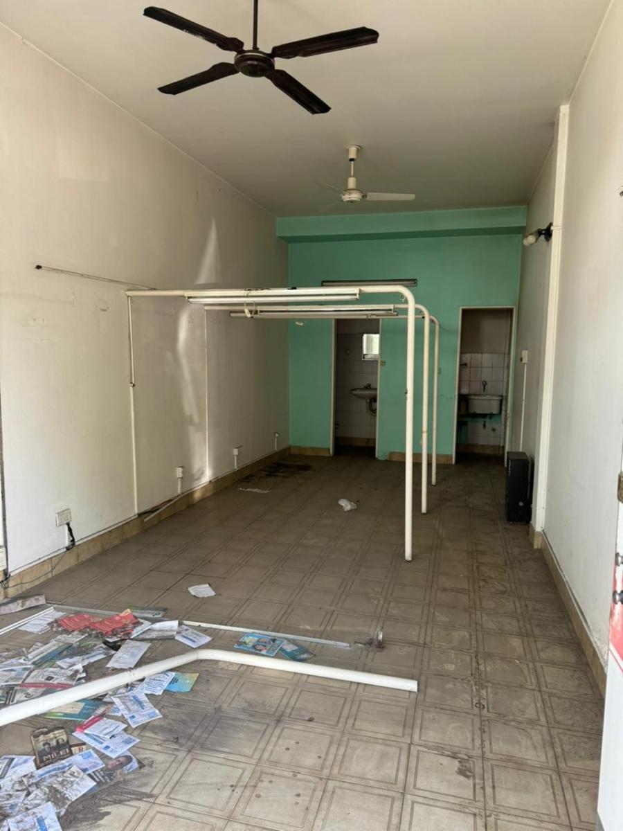 Llavallol 1115 · Morón — foto 4