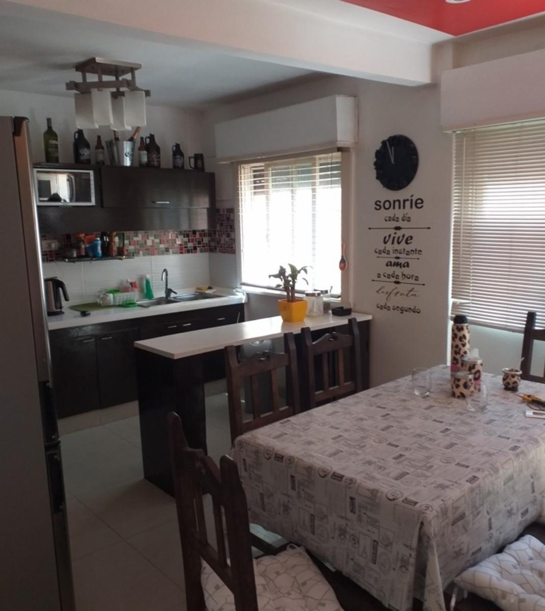 Yapeyu 100 · Morón — foto 10