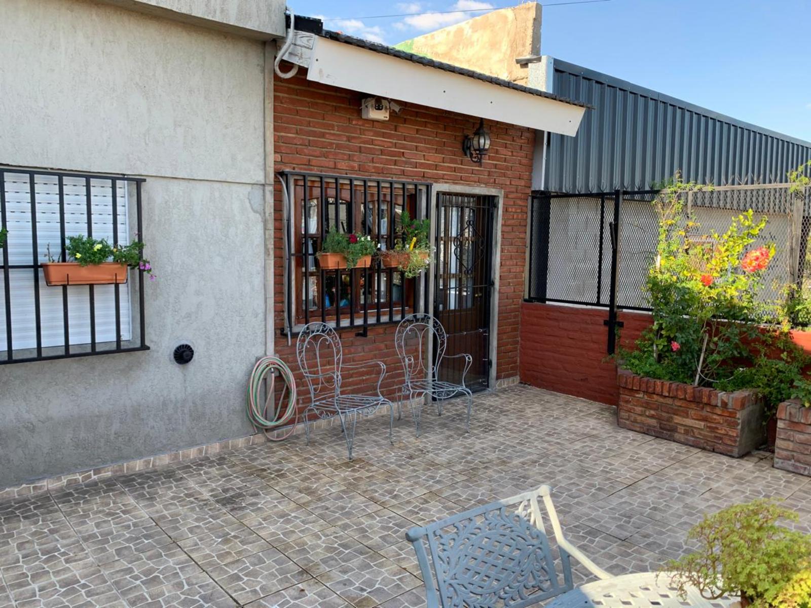 Av. Pte. Peron 1887 uf8 san Justo · La Matanza — foto 14