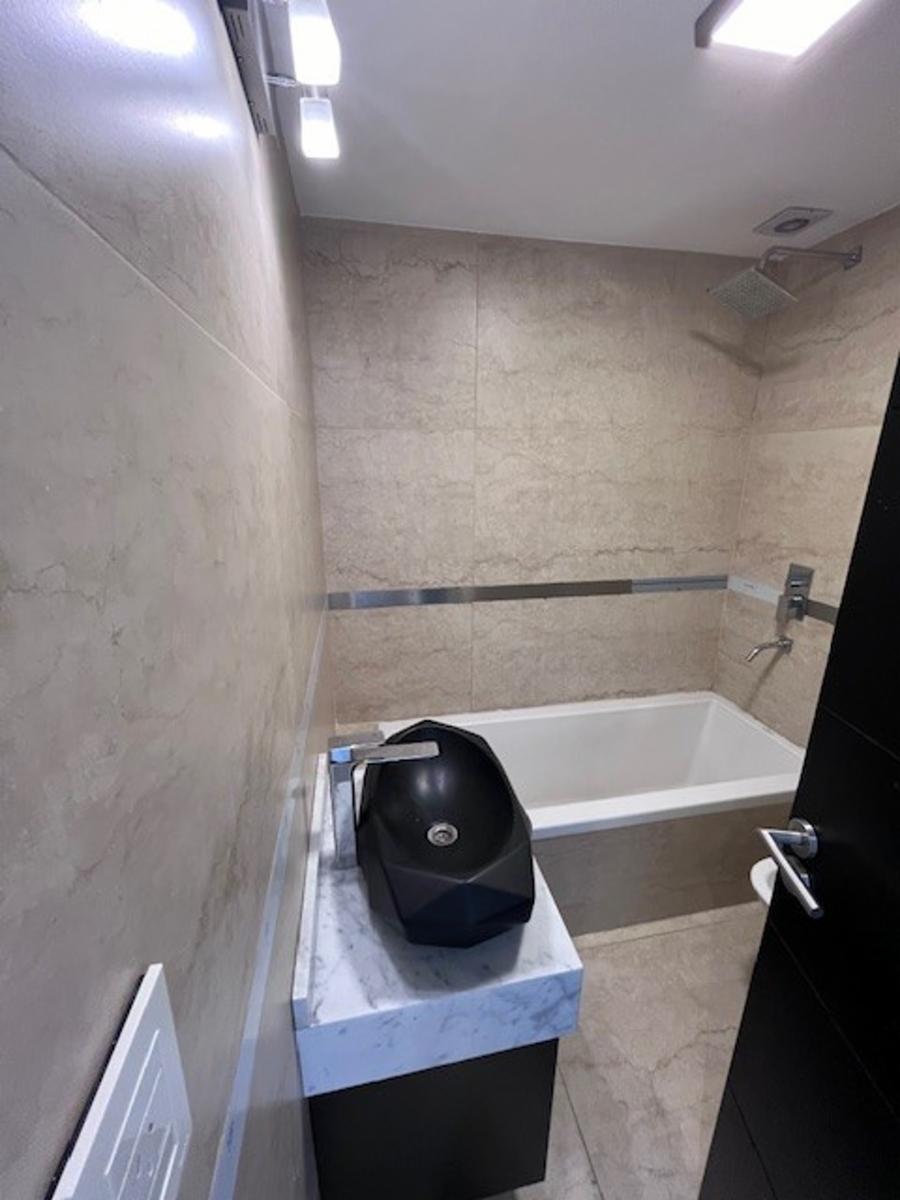 Almirante Brown 2973 · Lomas De Zamora — foto 12