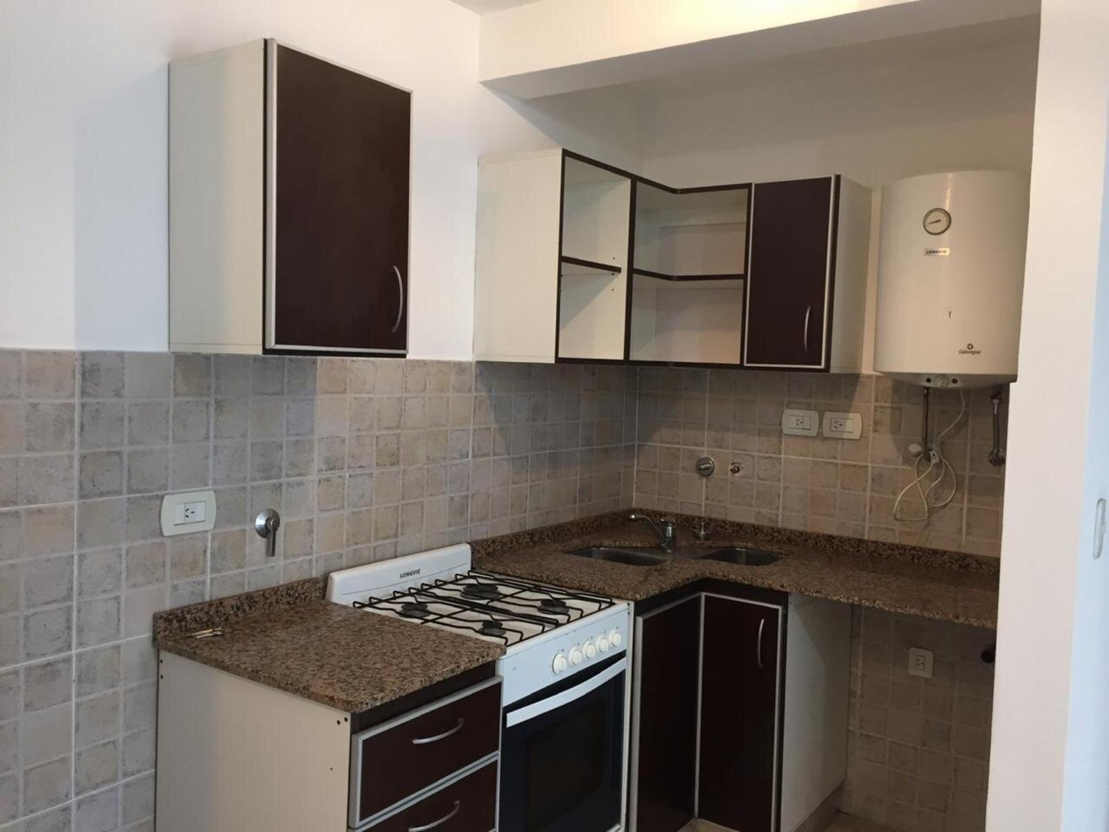 Departamento en venta 2 ambientes Morón