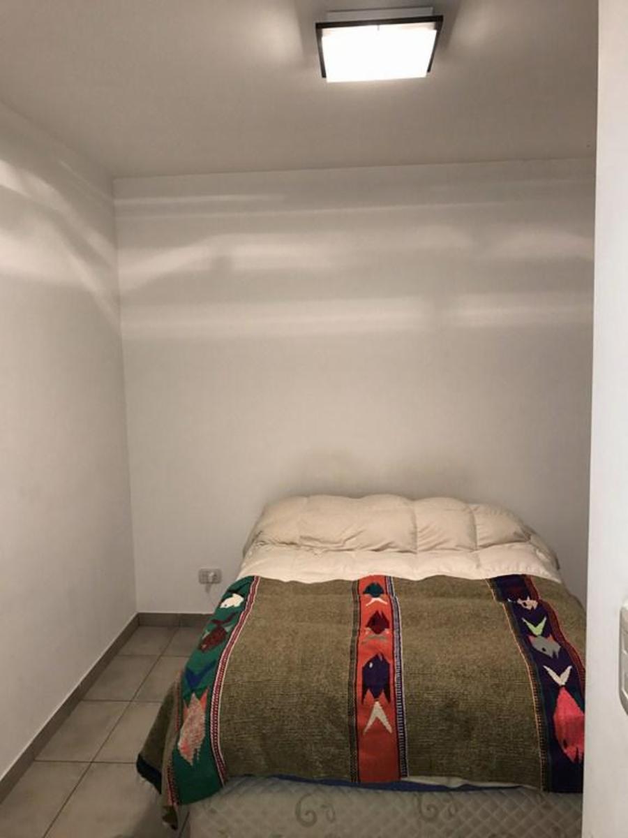 Ada Elflein 2566 · Morón — foto 4