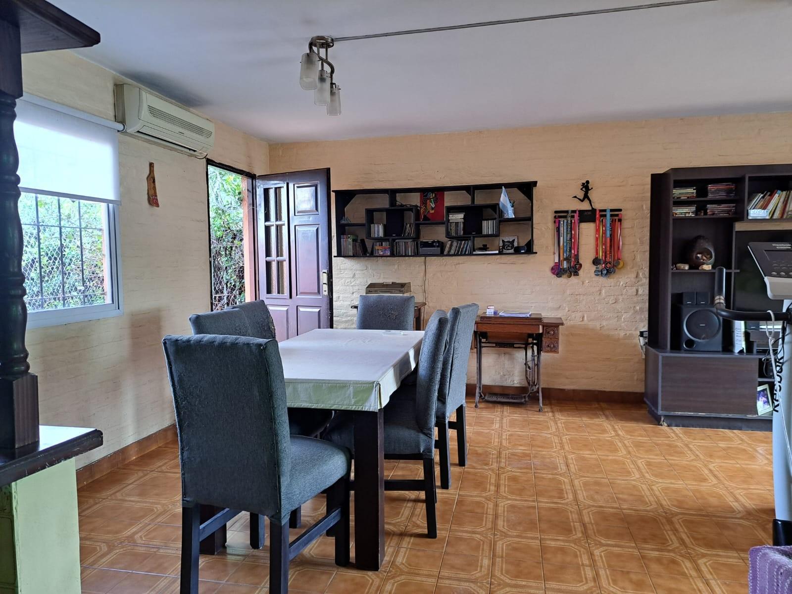MAESTRA SALINAS · Hurlingham — foto 4
