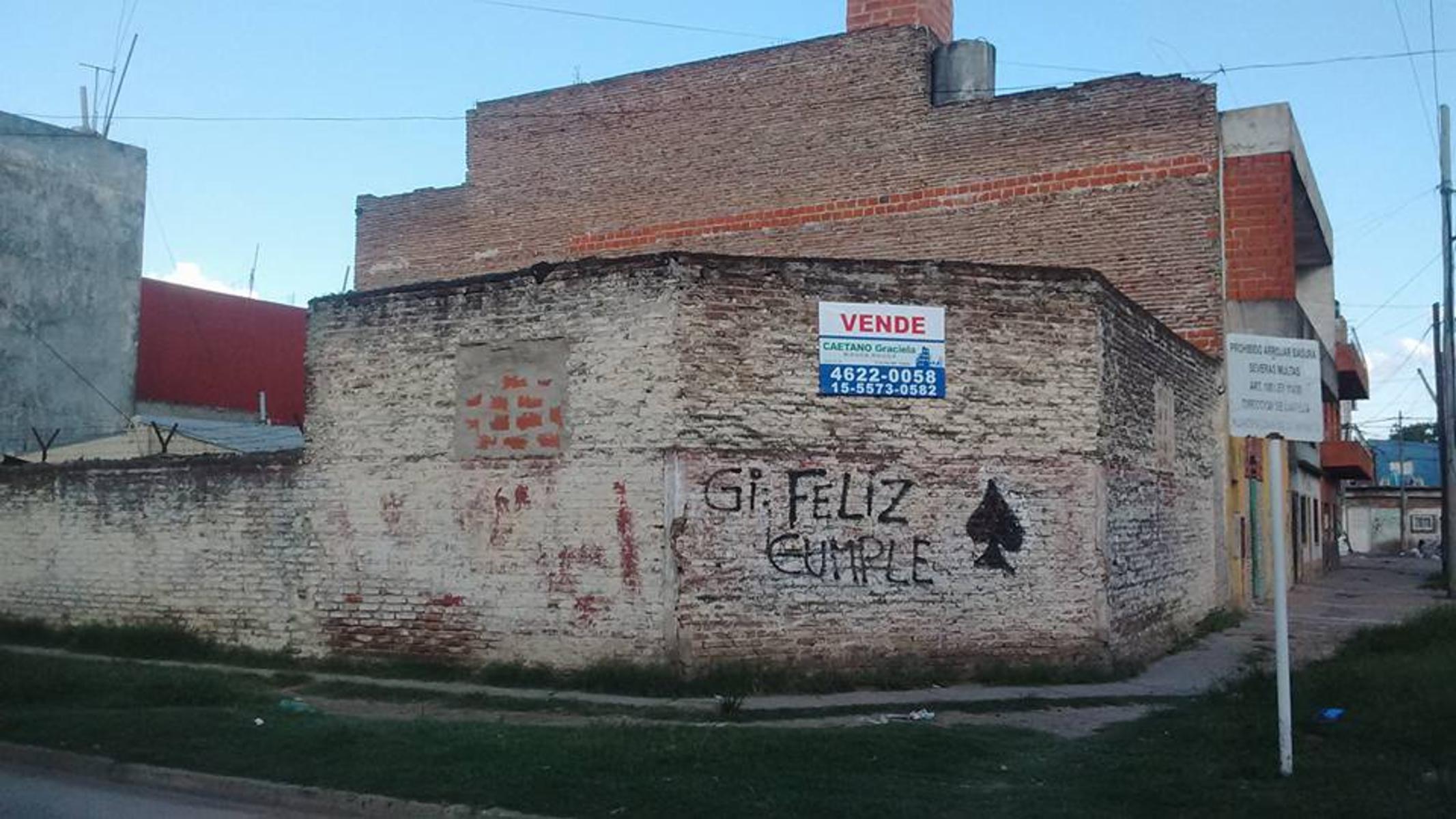 VENDO  PROPIEDAD  EN  SAN JUSTO, RODO ESQUINA BROWN.