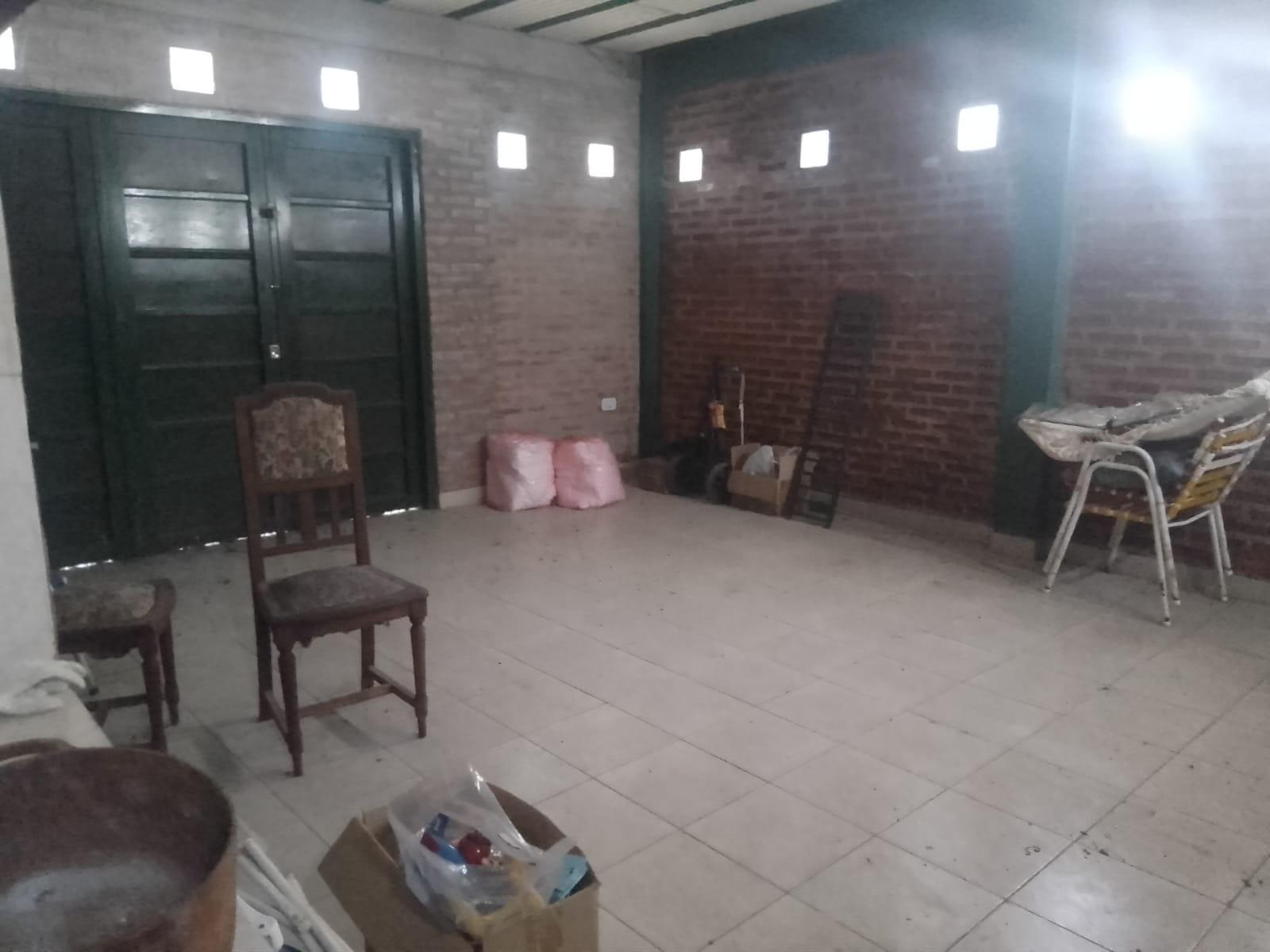 33 Y 3 · Lobos — foto 12