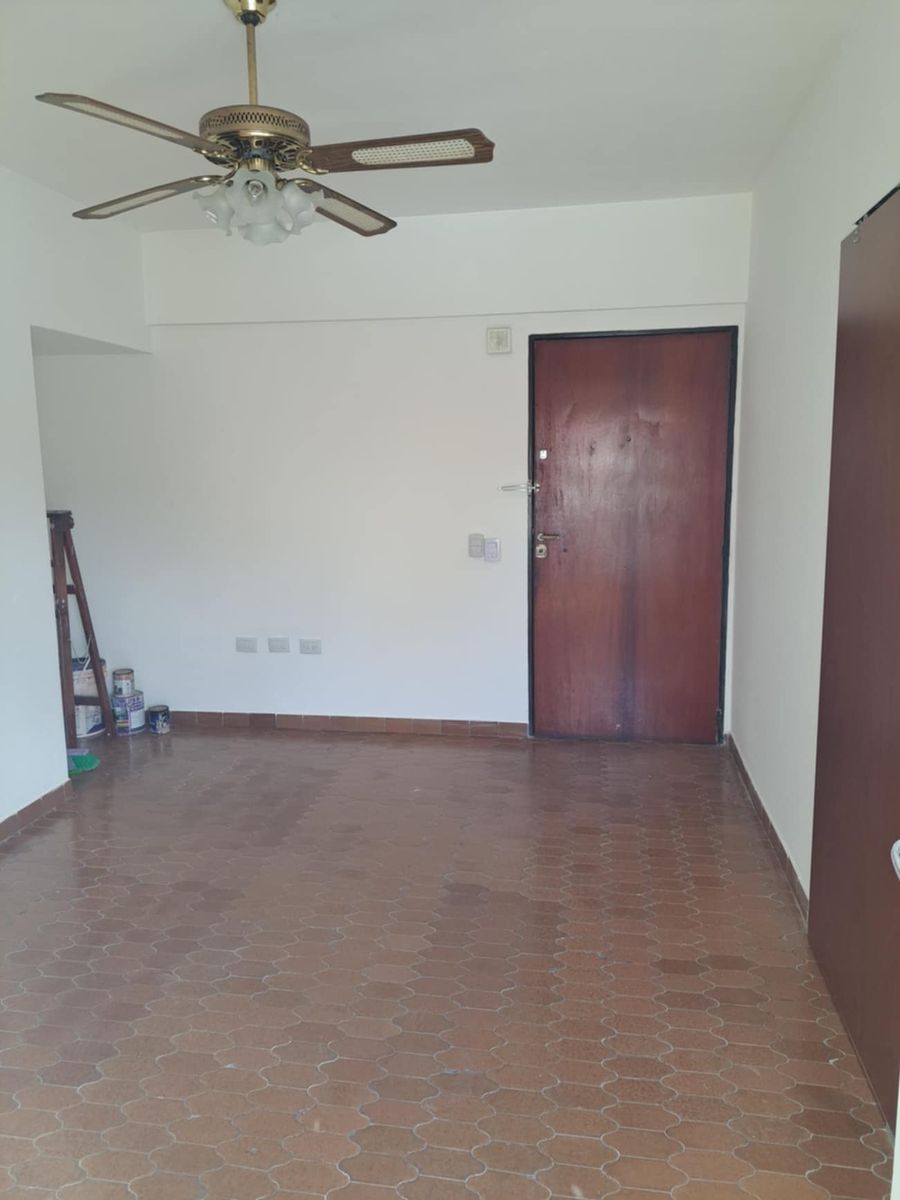 AV: Ricardo Balbin 2354 · San Martín — foto 4