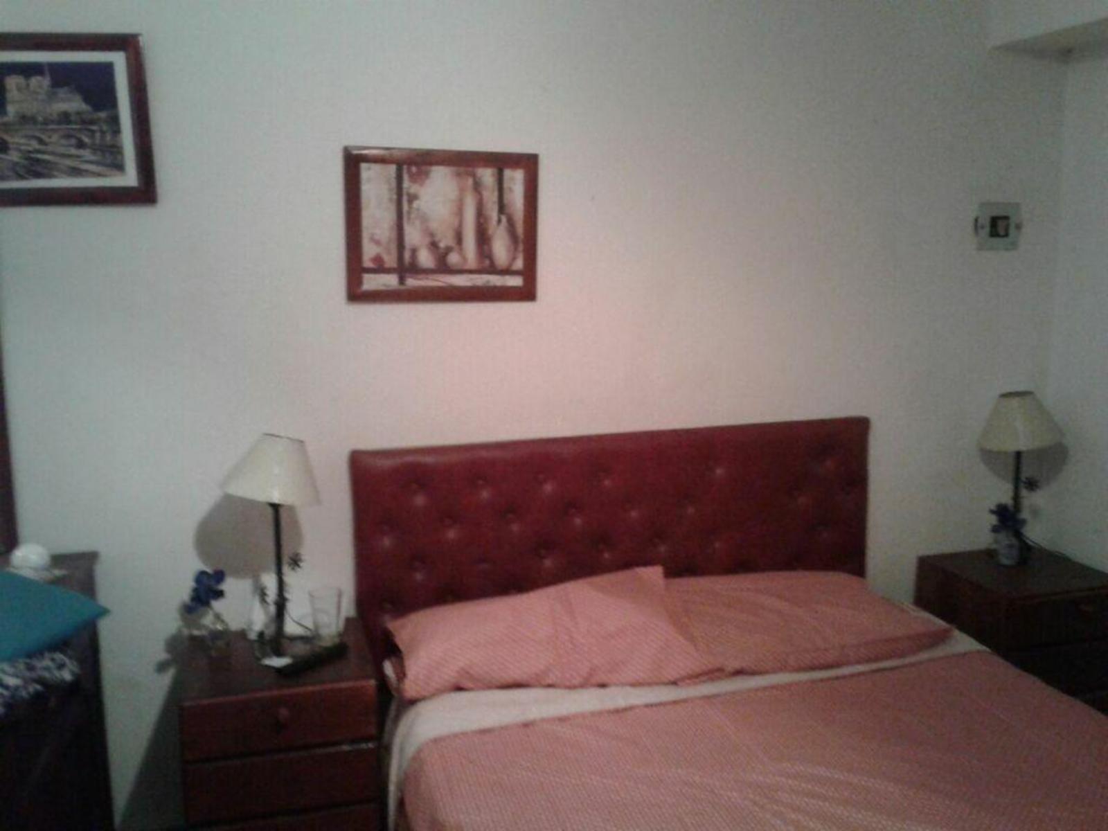 CASA DE TRES AMBIENTES CON CONSTRUCCIÓN A TERMINAR SOBRE LA LOZA