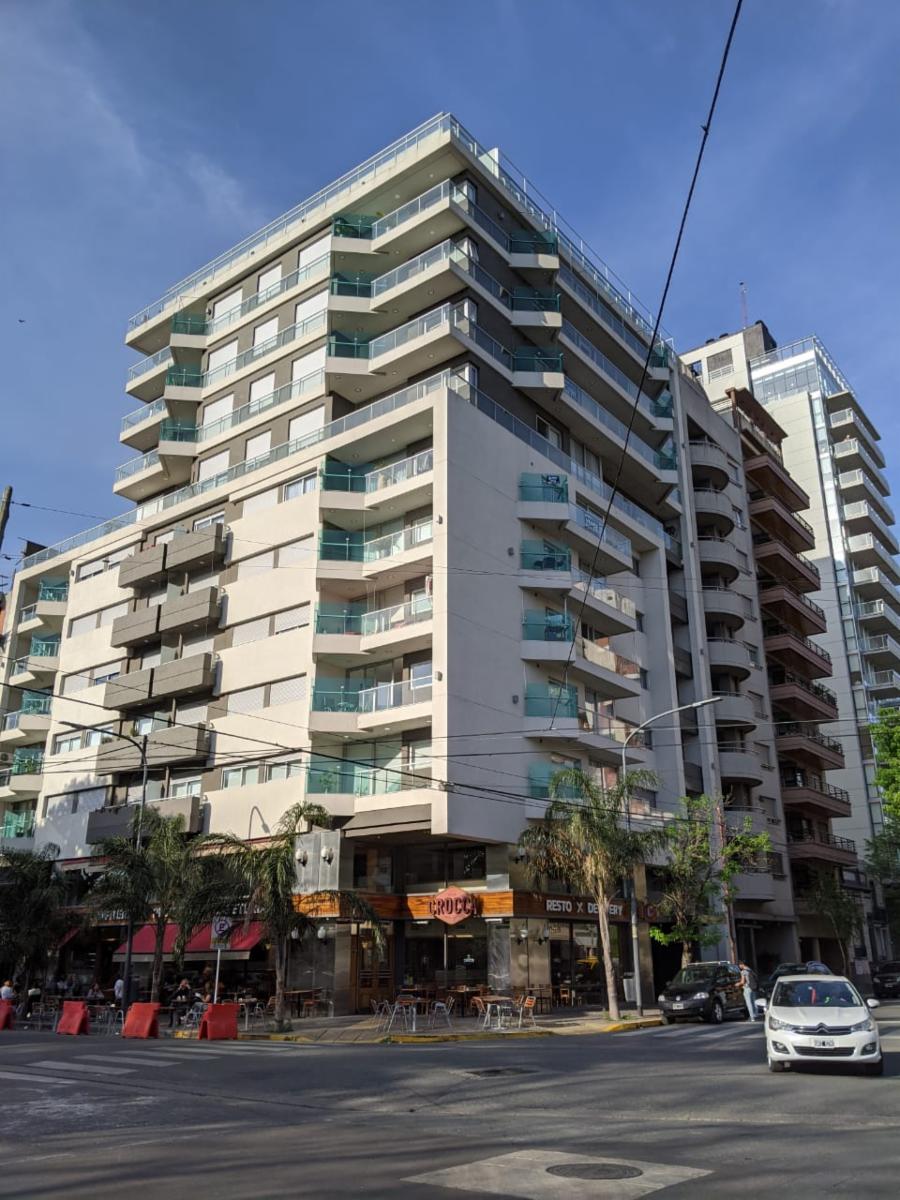 Departamento de 4 amb vista al boulevard