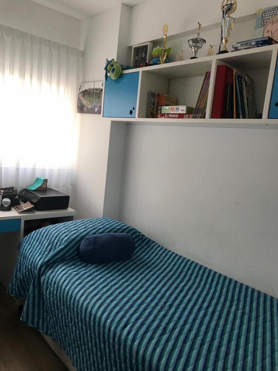 Ramon L Falcon 5800 · Villa Luro — foto 15