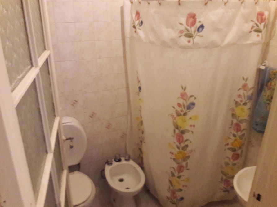 TRIUNVIRATO 349 e/ Albarracin y Alzaga · Lomas De Zamora — foto 10