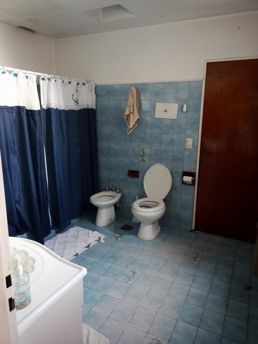 sargento cabral 1400 · Morón — foto 13