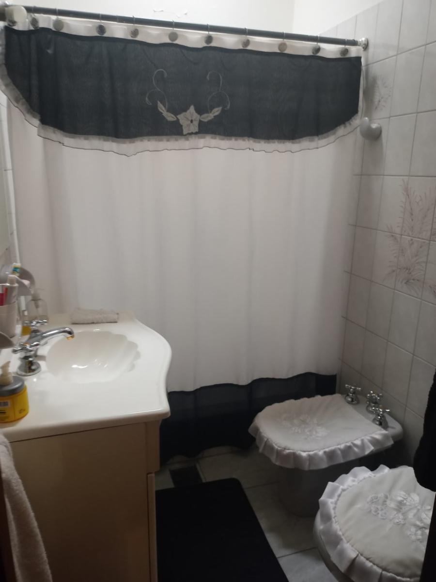 sargento cabral 1400 · Morón — foto 10