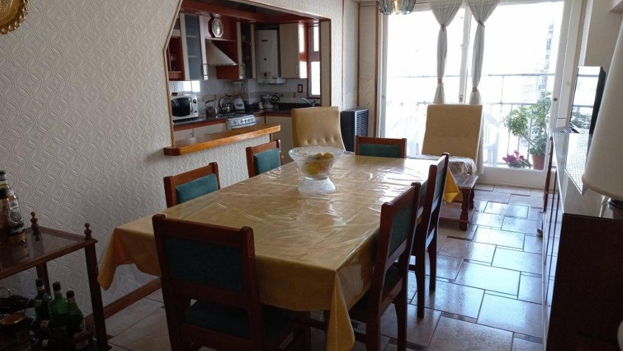 Departamento en Venta 3 ambientes con Cochera
