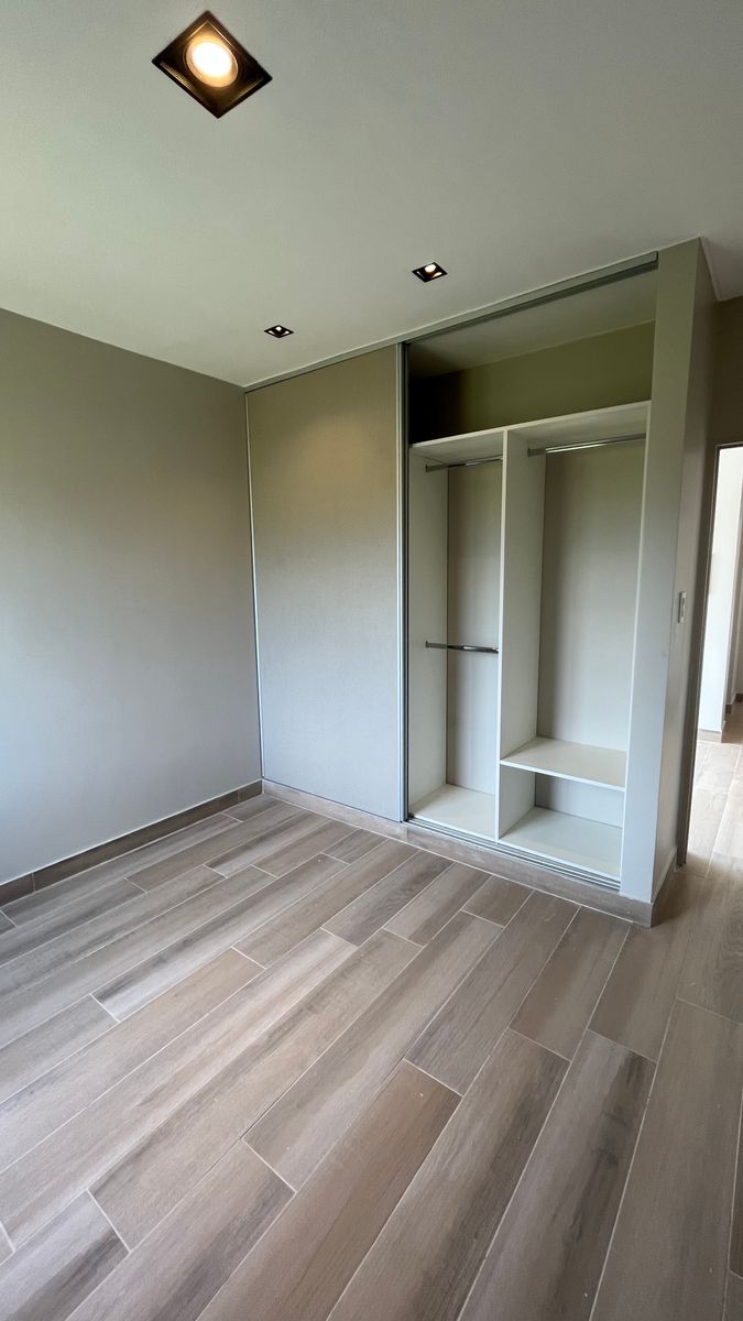 ALQUILER CASA 3 DORMITORIOS EN COUNTRY VIENTO SUR · Lules — foto 7