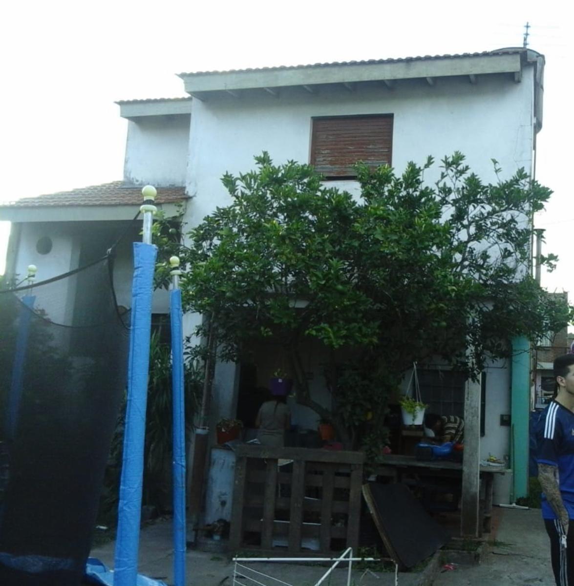 Puerto Argentino 2230 · Tres De Febrero — foto 5