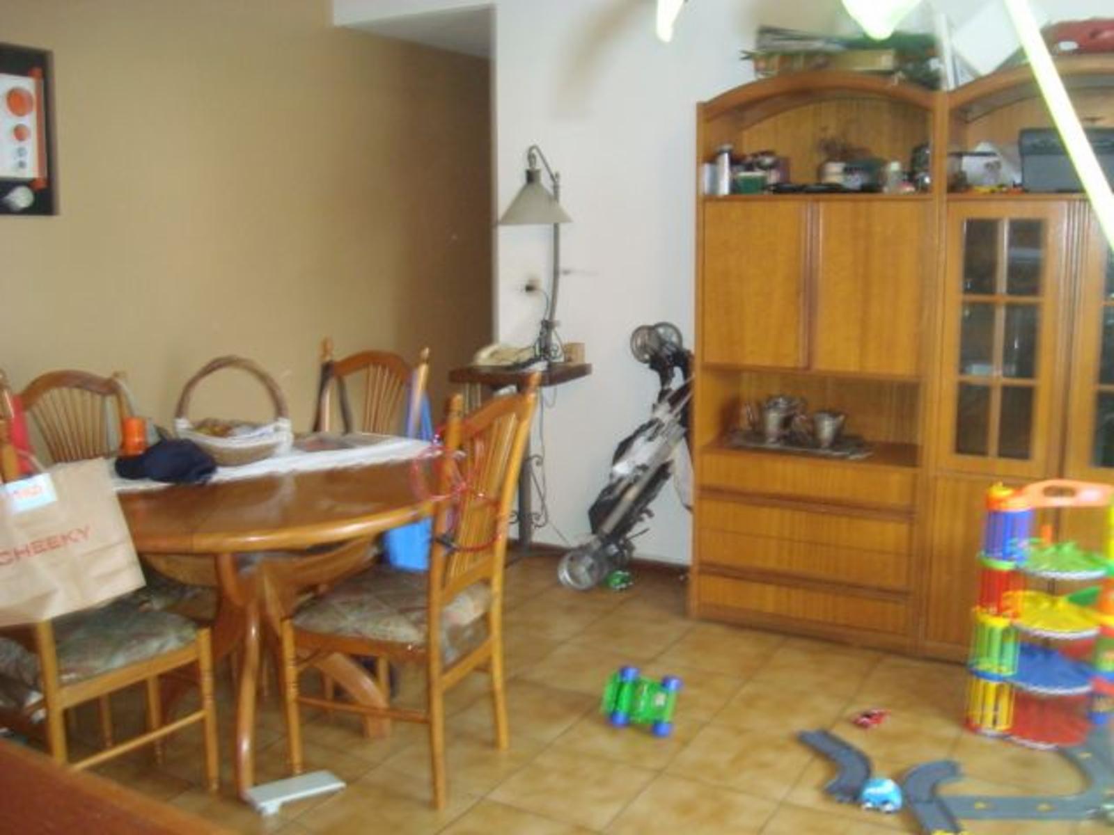 alsina 572 · Almirante Brown — foto 3