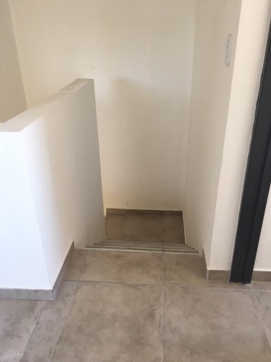 Duplex 4 ambientes con 2 cocheras