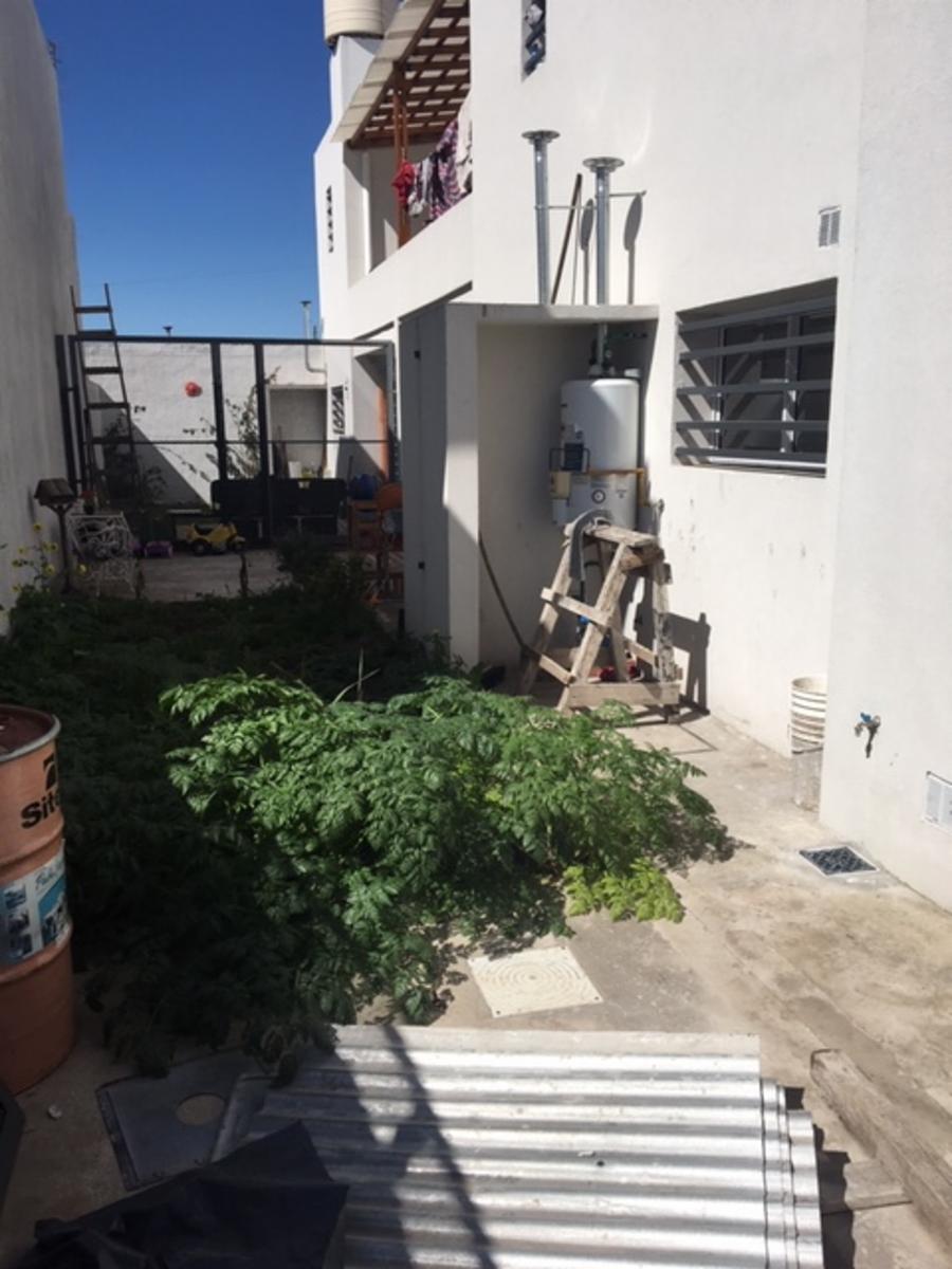 Tupungato Esq. Rio de la Plata · Quilmes — foto 8