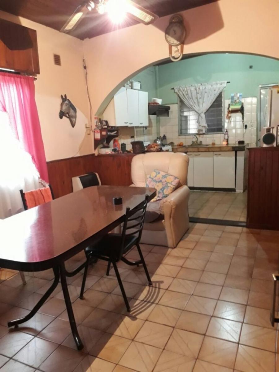 SAN PEDRO al 2400 · Morón — foto 6