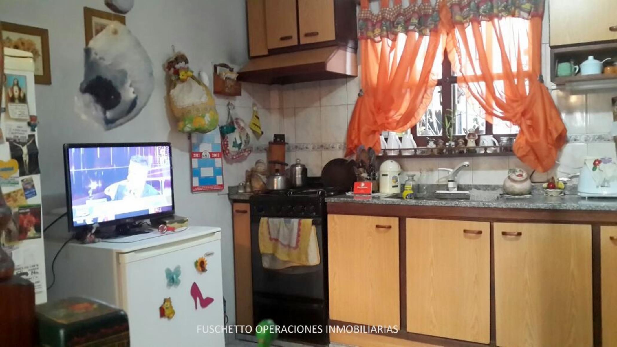 Av Velez Sarsfield 1100 · La Matanza — foto 6