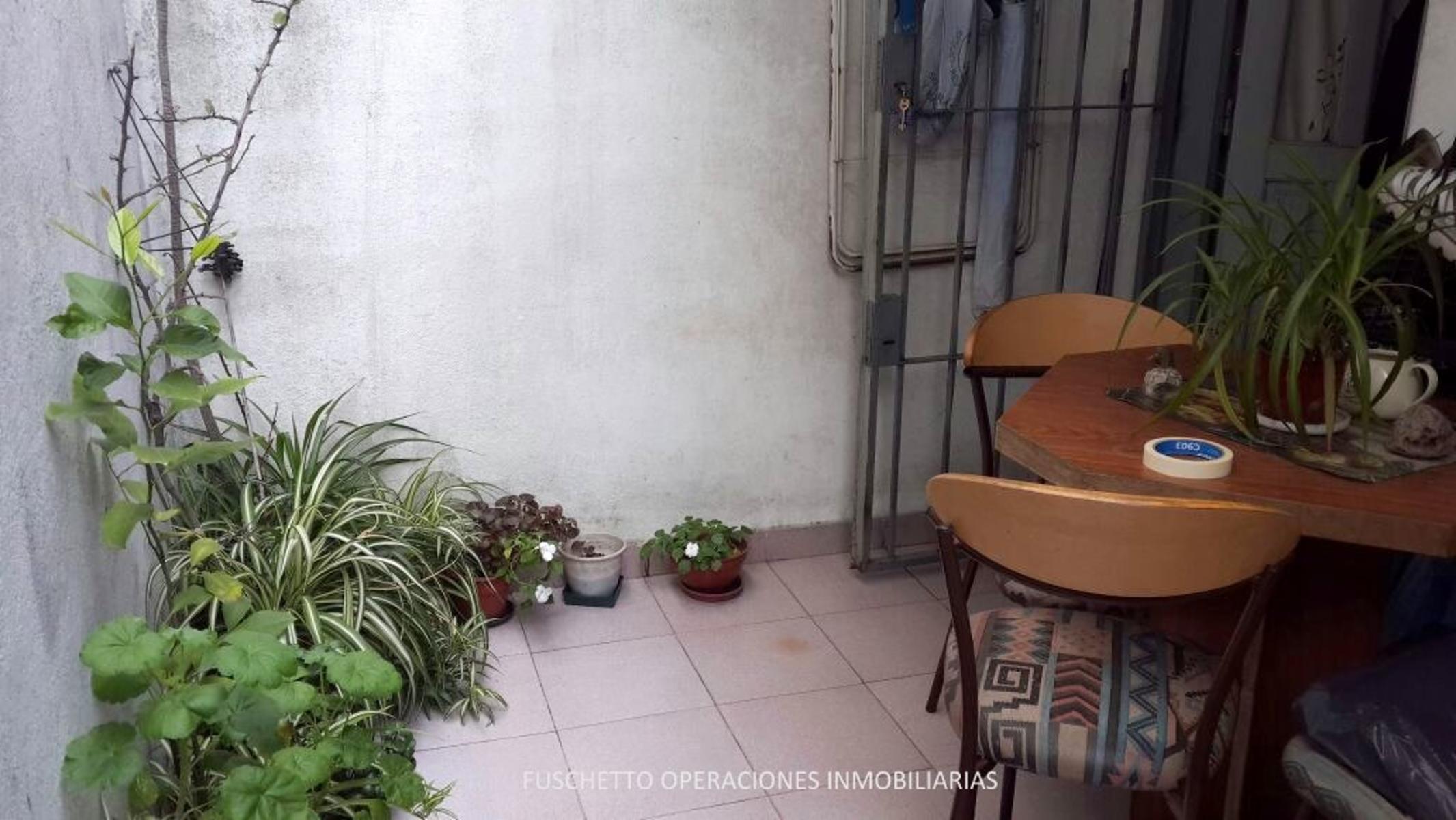 Av Velez Sarsfield 1100 · La Matanza — foto 9