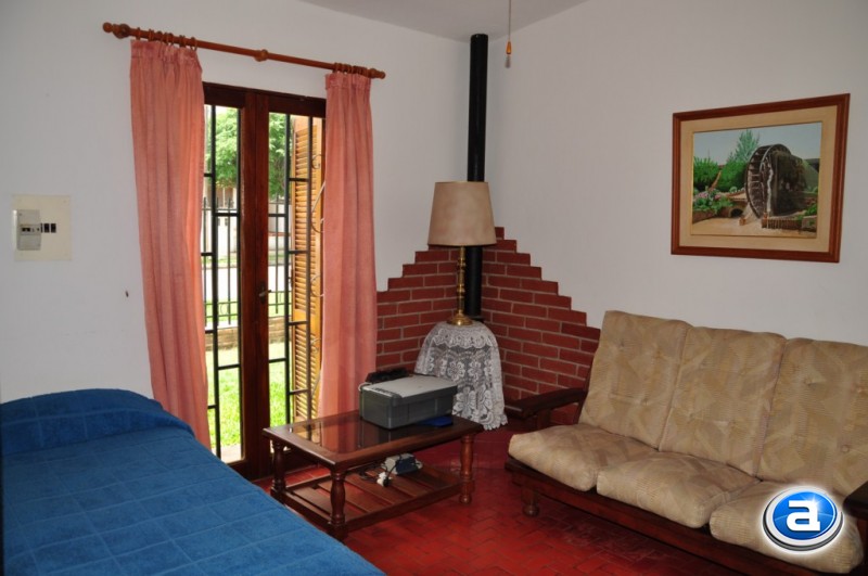 CHALET  para 8 CON PARQUE, PISCINA, ASADOR, A 100 METROS DEL LAGO SAN ROQUE