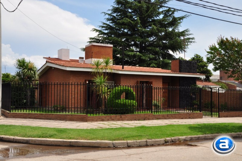 A 100 METROS DEL LAGO SAN ROQUE · Punilla — foto 19
