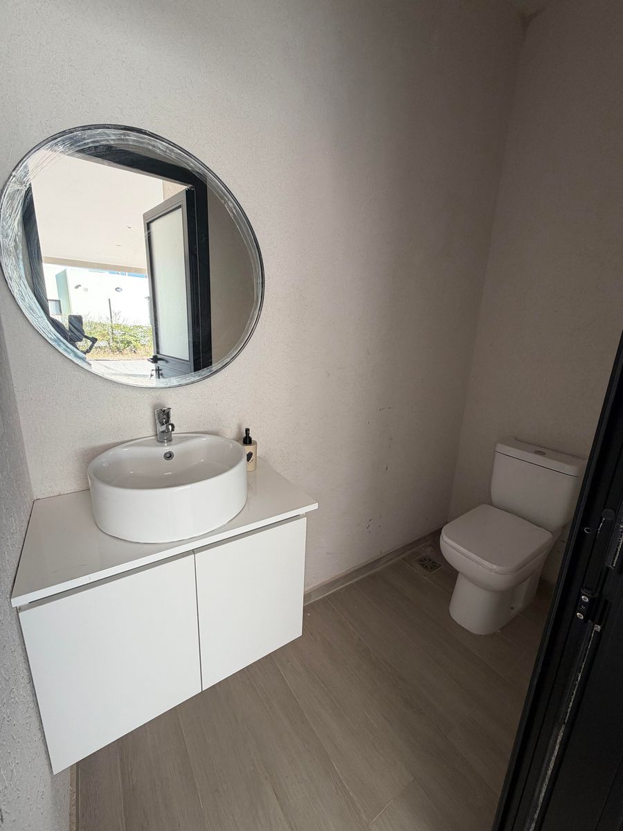 Los Arenales 1110 · Escobar — foto 18