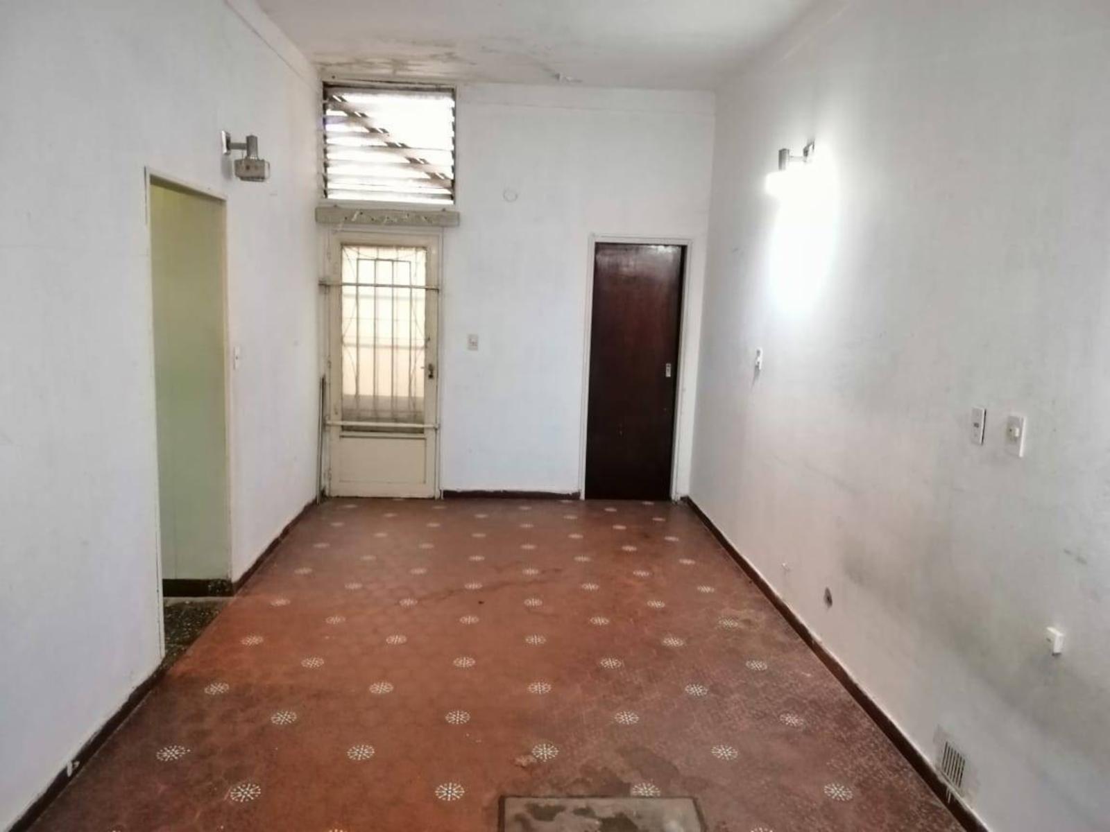 Barcelona 1068 · Morón — foto 6