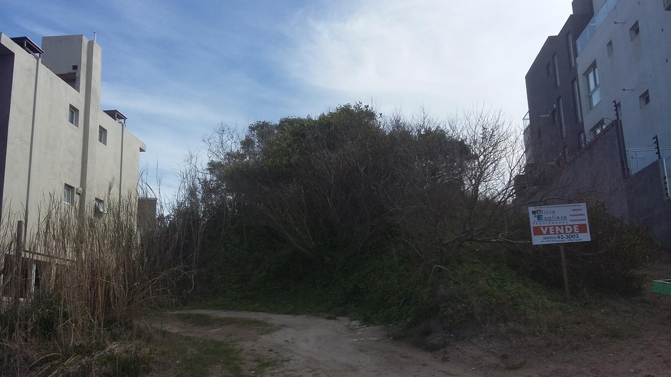 PASAJE COSTANERO SUR · Villa Gesell — foto 8