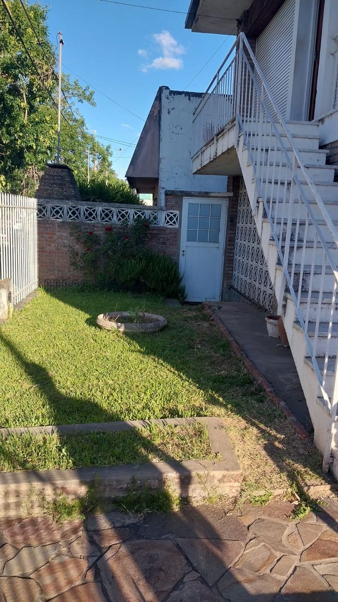 Pasaje Guido 883 · La Capital — foto 3