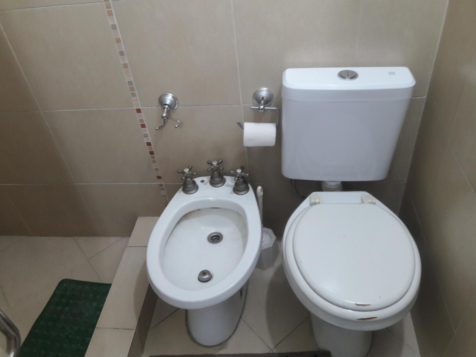 AZCUENAGA 542 · Morón — foto 10
