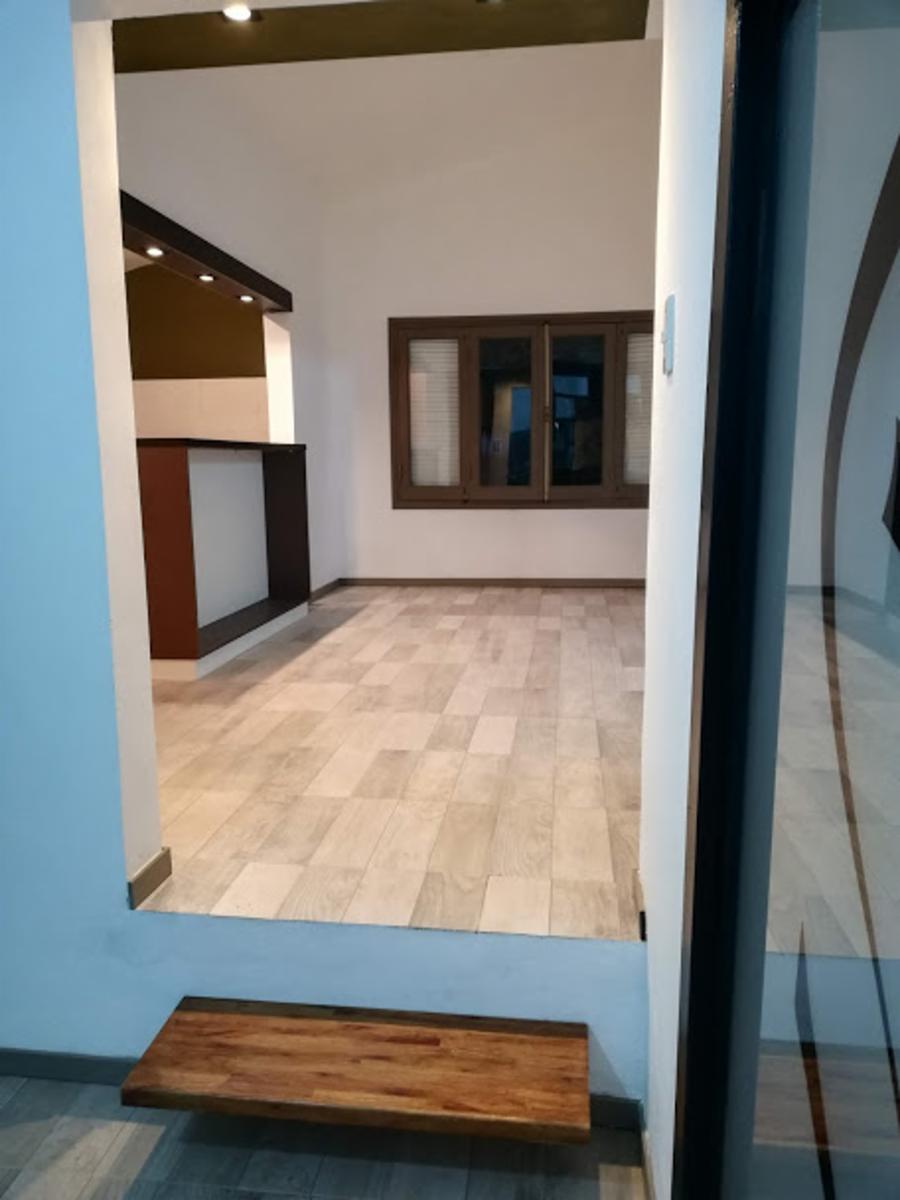CASA VENTA CARLOS PAZ CON PILETA CENTRICA · Punilla — foto 16