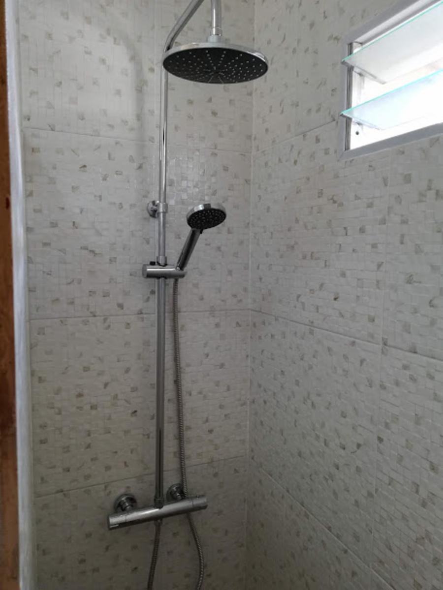 CASA VENTA CARLOS PAZ CON PILETA CENTRICA · Punilla — foto 34