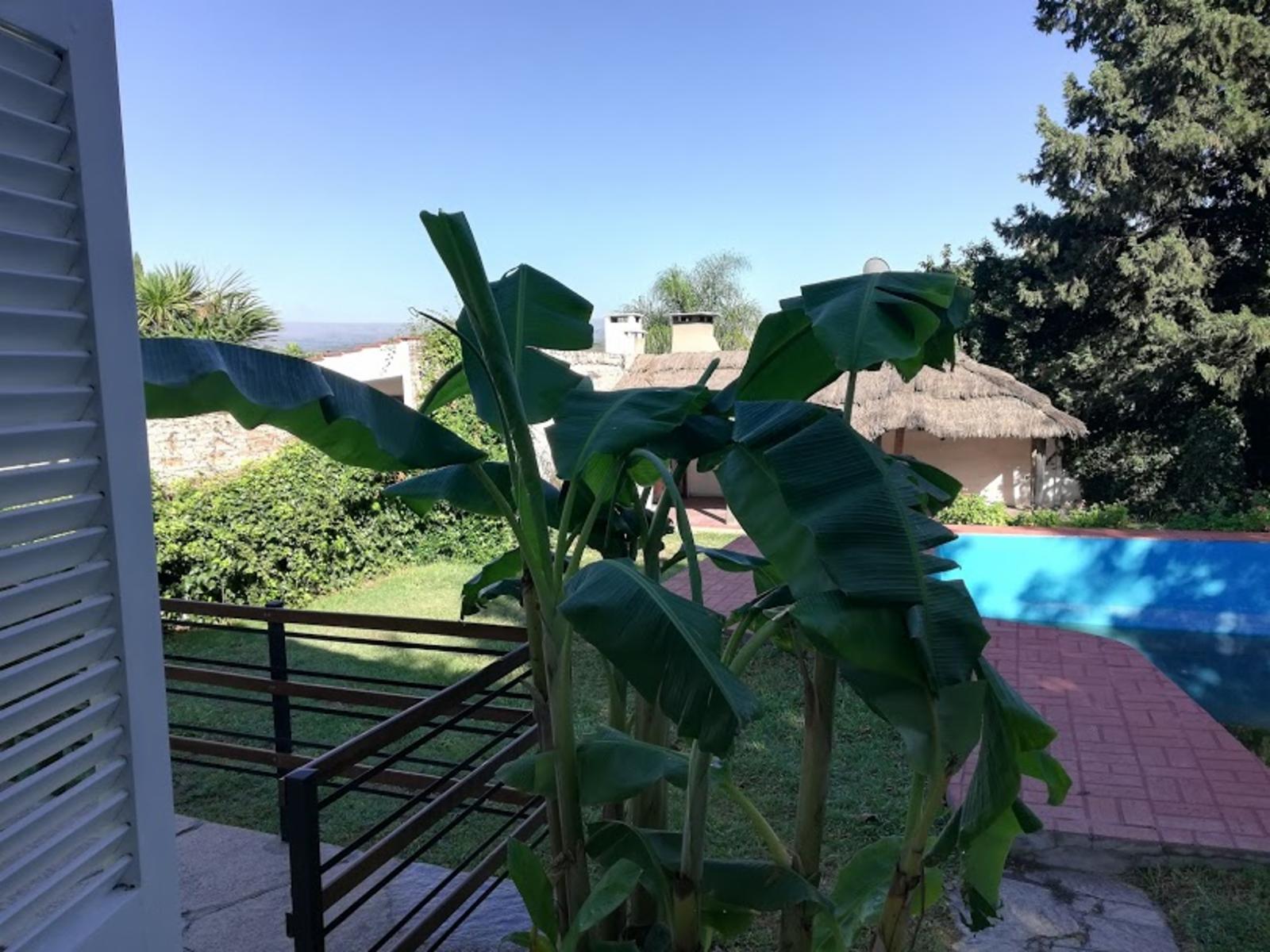 CASA VENTA CARLOS PAZ CON PILETA CENTRICA · Punilla — foto 39