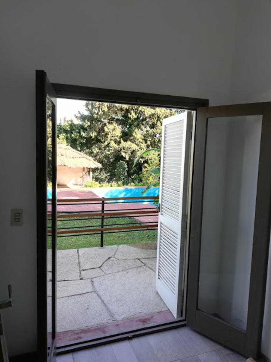 CASA VENTA CARLOS PAZ CON PILETA CENTRICA · Punilla — foto 45