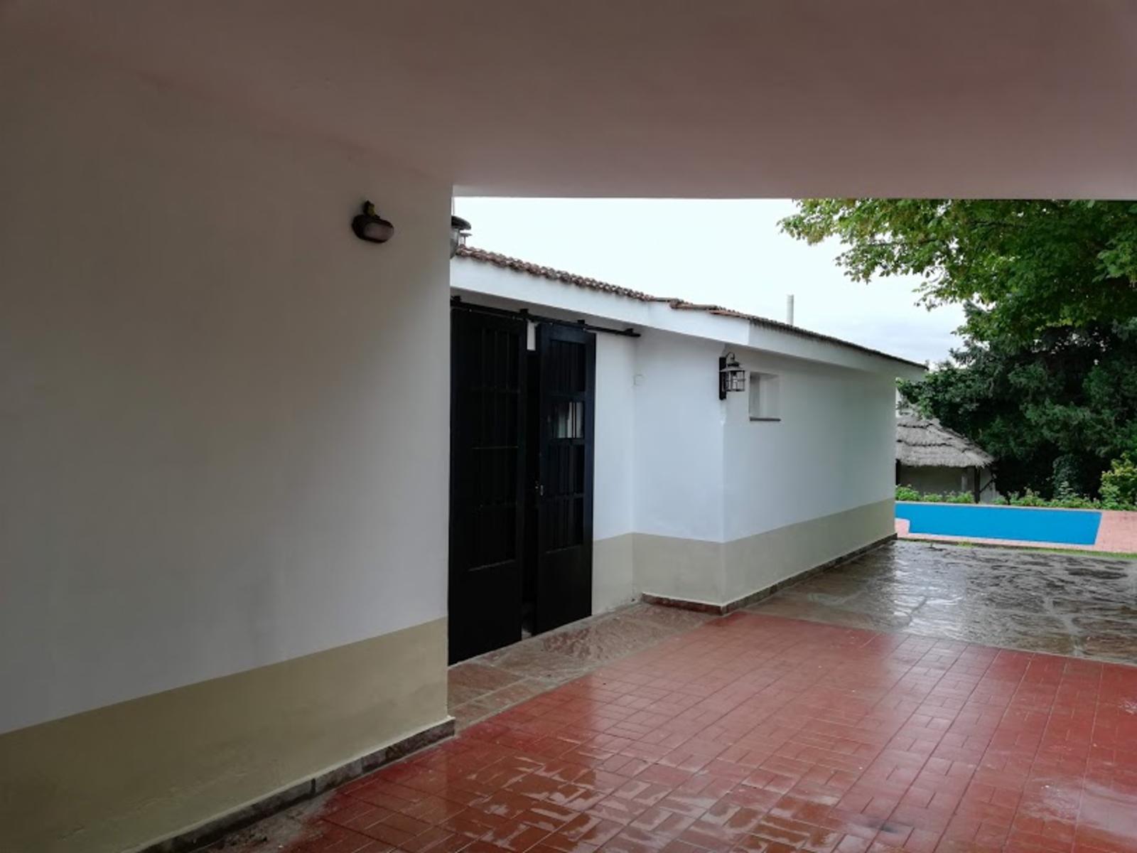 CASA VENTA CARLOS PAZ CON PILETA CENTRICA · Punilla — foto 7