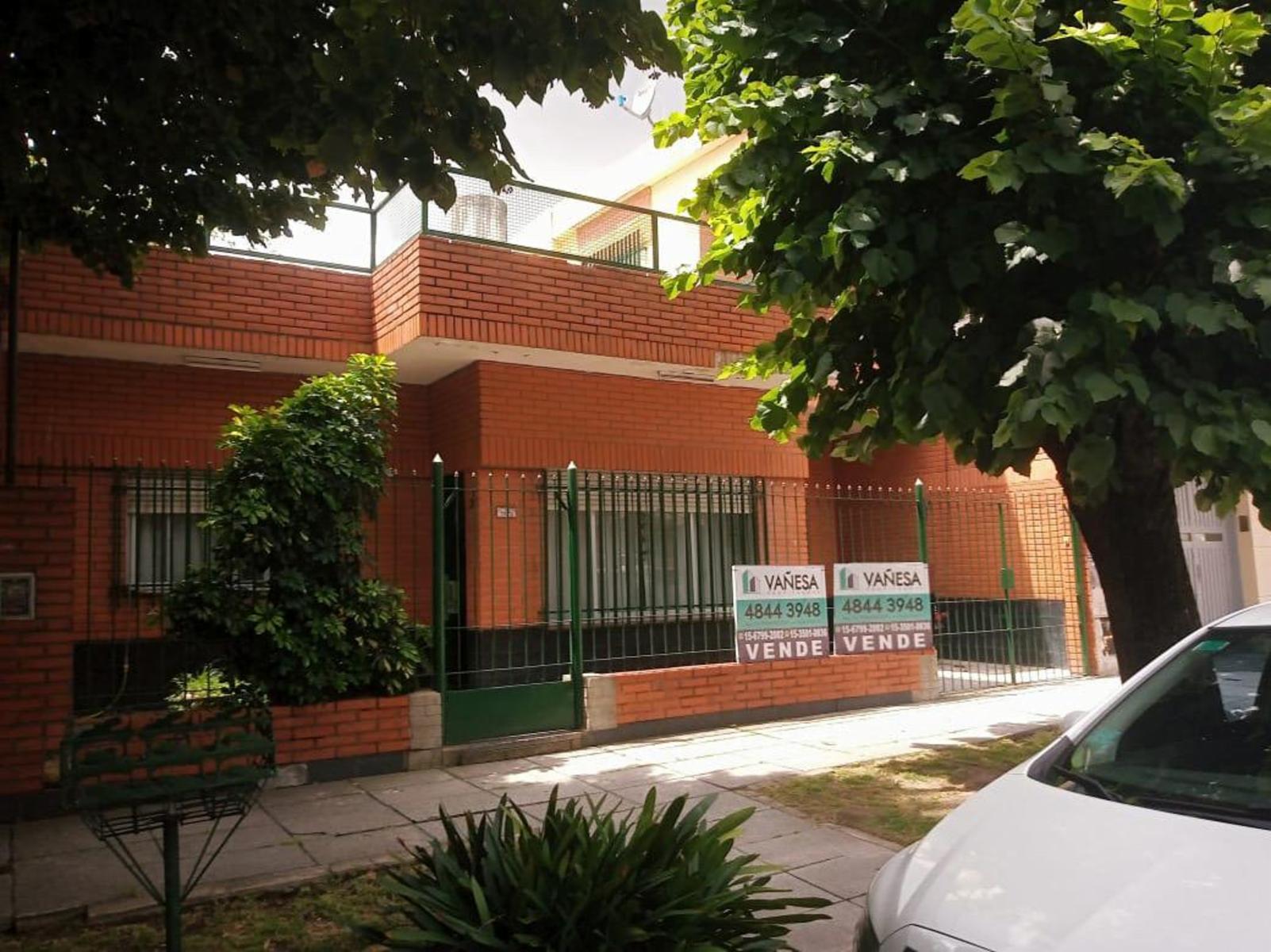 CROTTO 7500 · Tres De Febrero — foto 16