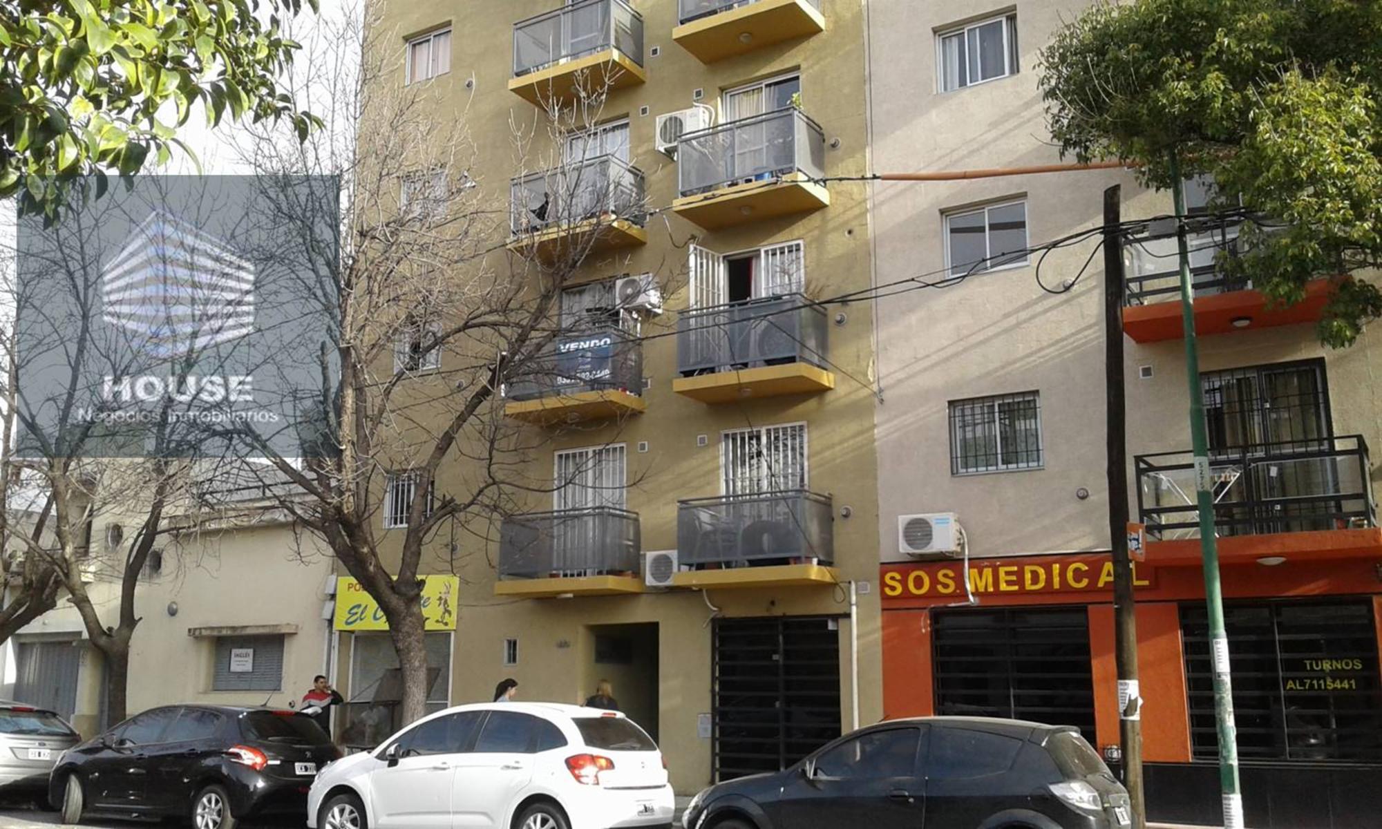 BARRIO COFICO - FRENTE CON BALCÓN - GAS NATURAL - EXPENSAS BAJAS