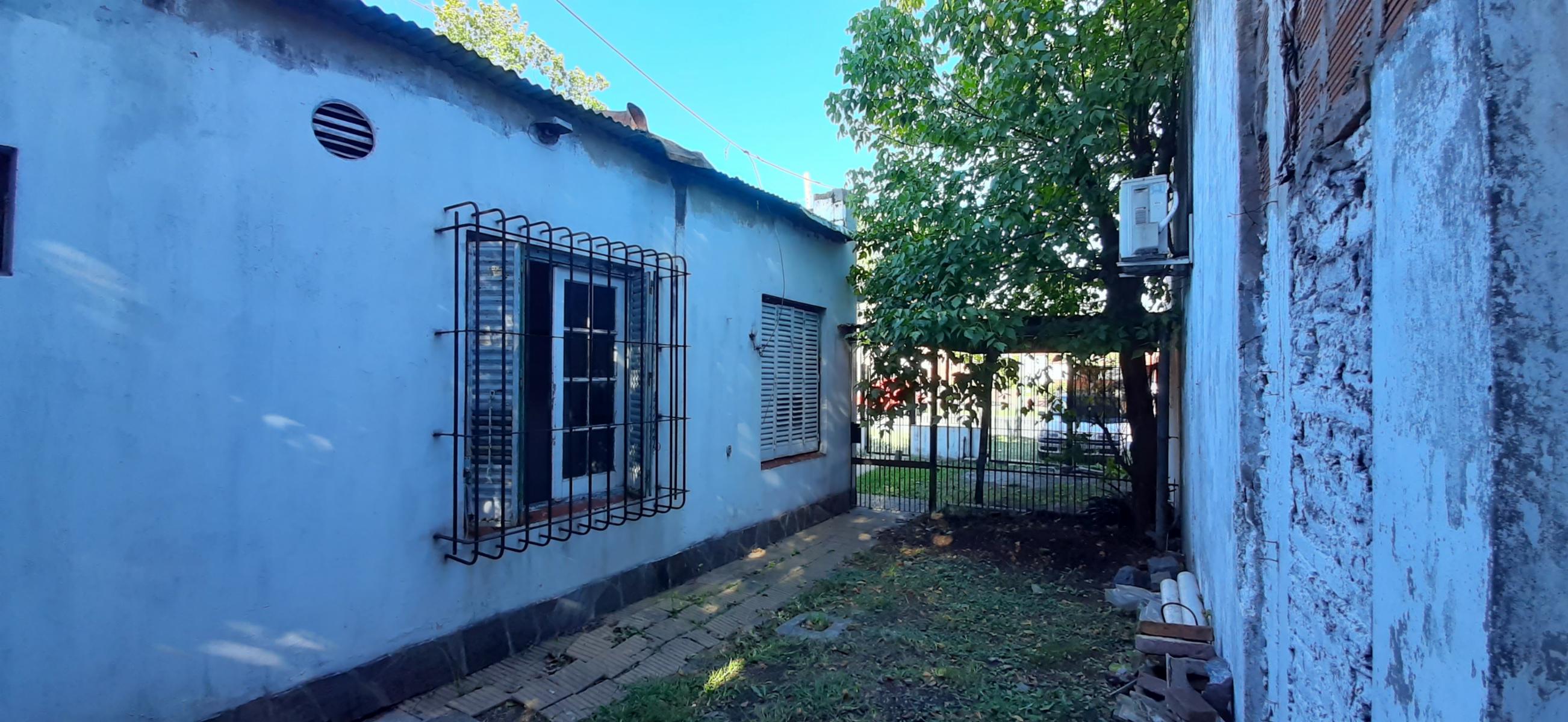 BURZACO - Casa Sobre Av Espora APTA CREDITO HIPOTECARIO - Ideal Inversores-