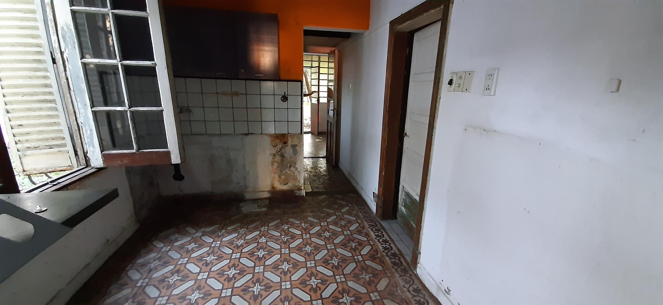 Avenida Espora 2257 · Almirante Brown — foto 9