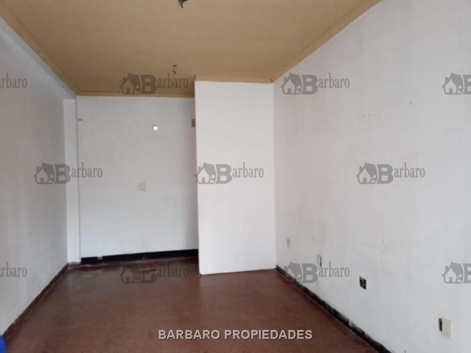 Tucumán  2100 · San Martín — foto 3