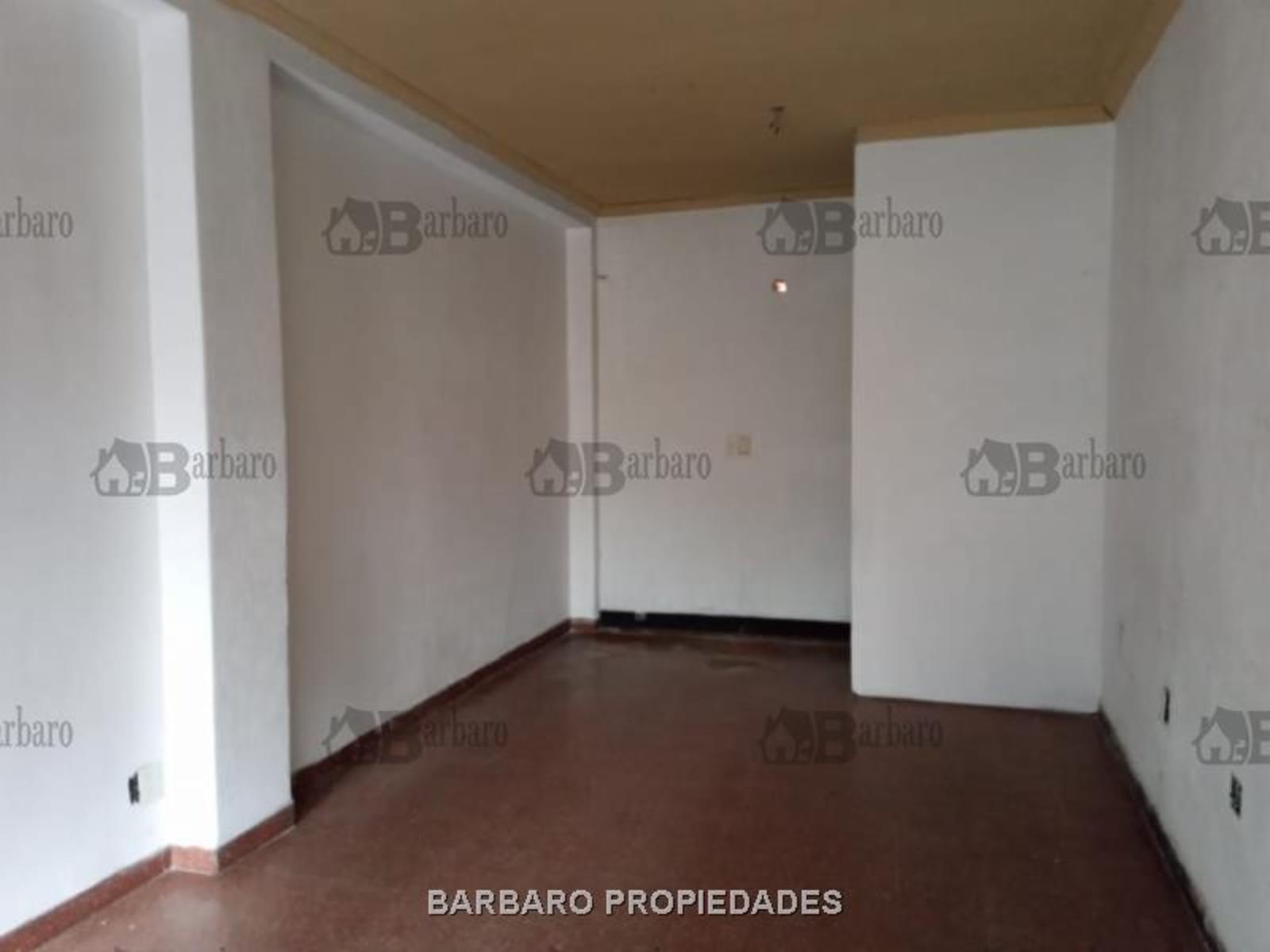 Tucumán  2100 · San Martín — foto 4