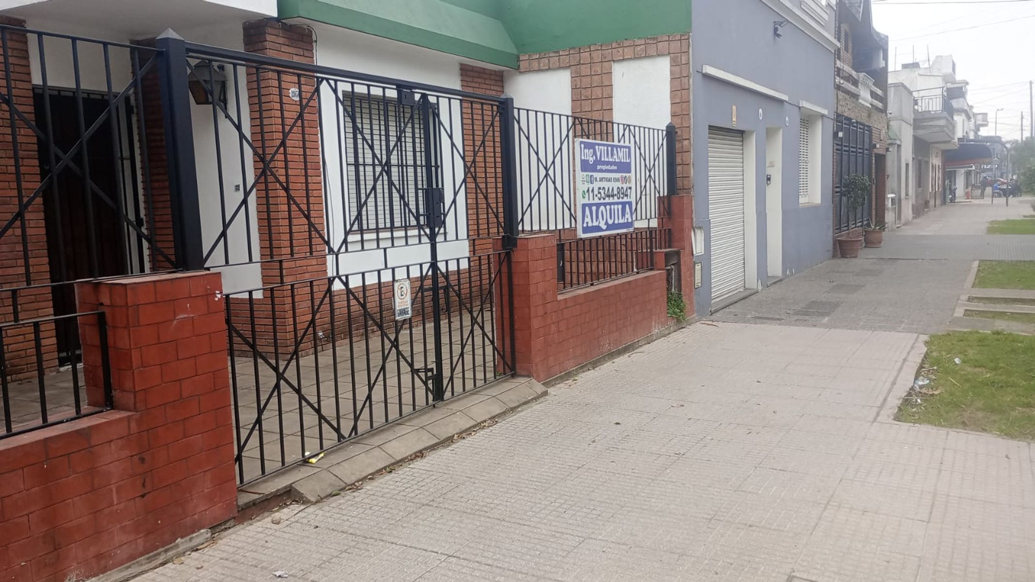 # MIRA ESTO # CASA 4 AMB + GGE + PATIO + EXCELENTE UBICACIÓN