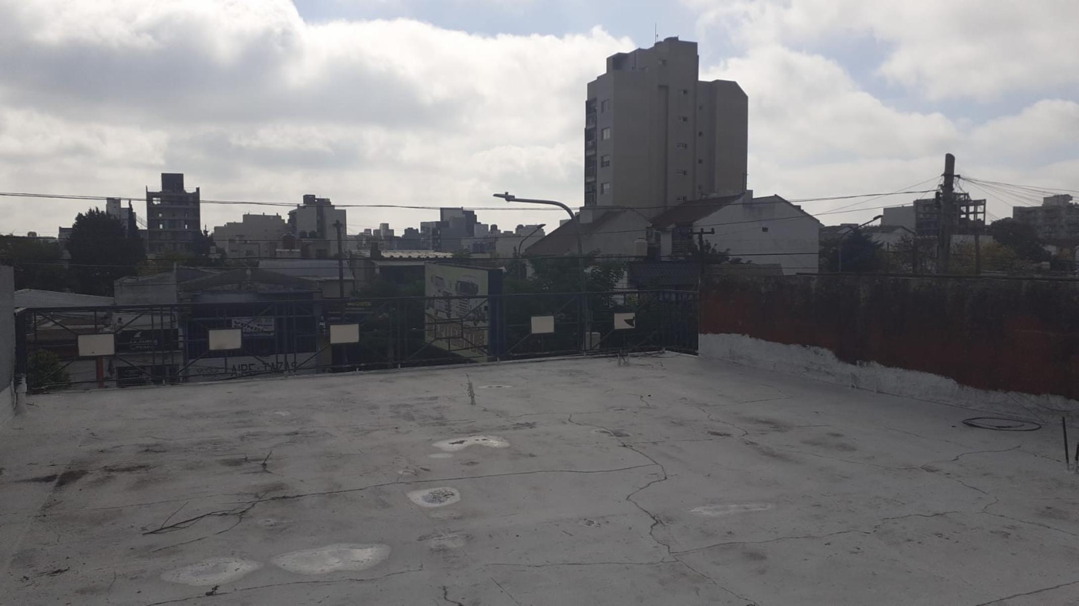AV. HIPÓLITO YRIGOYEN al 900 · Morón — foto 21