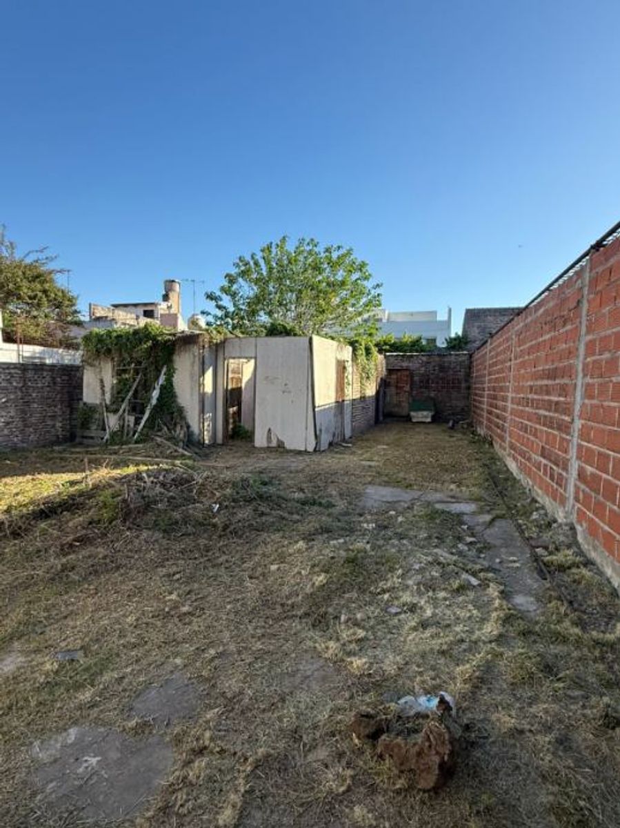 Haefreingue 825 · Morón — foto 3