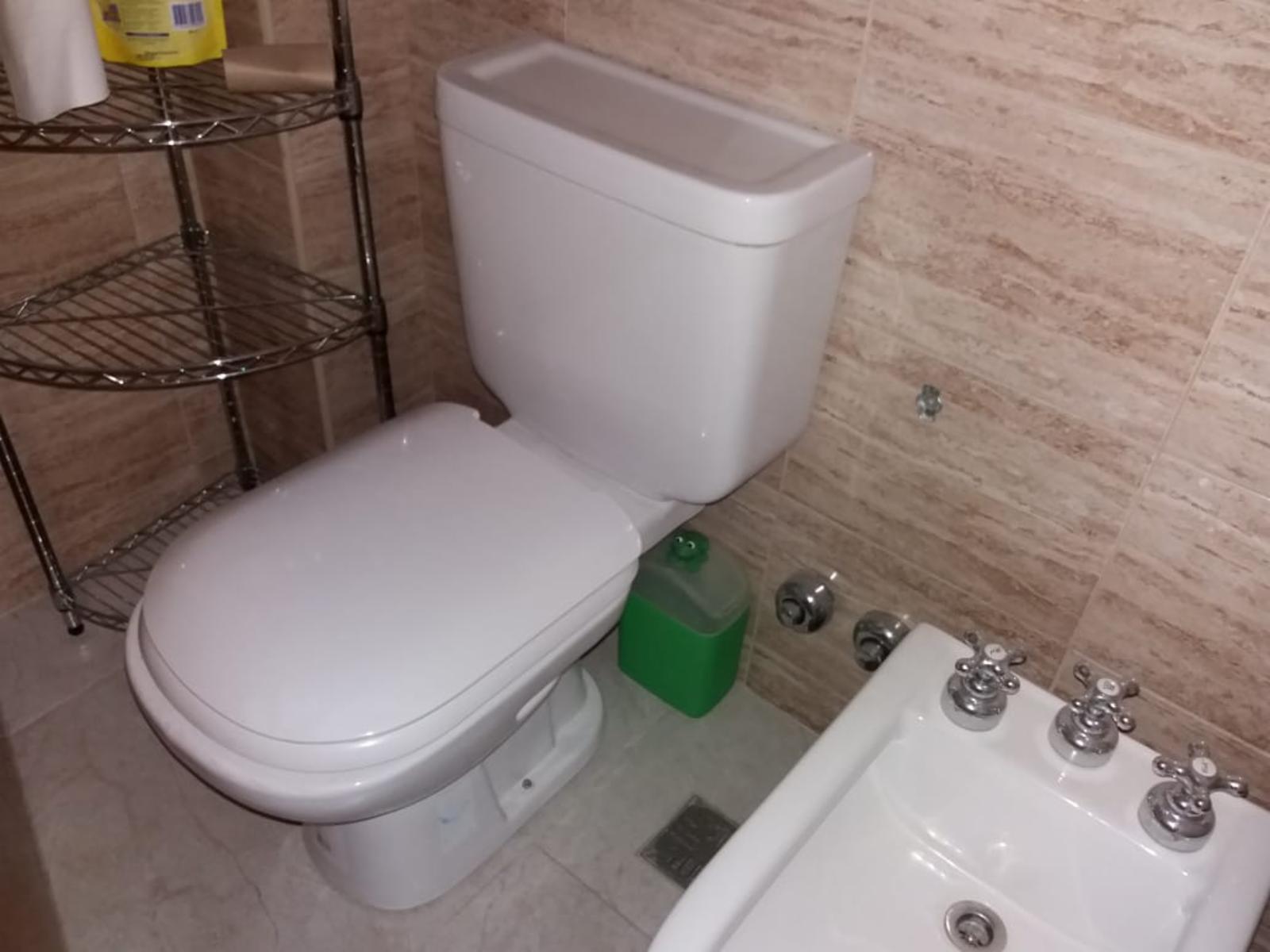 Ramon Falcon 6600 · Liniers — foto 18