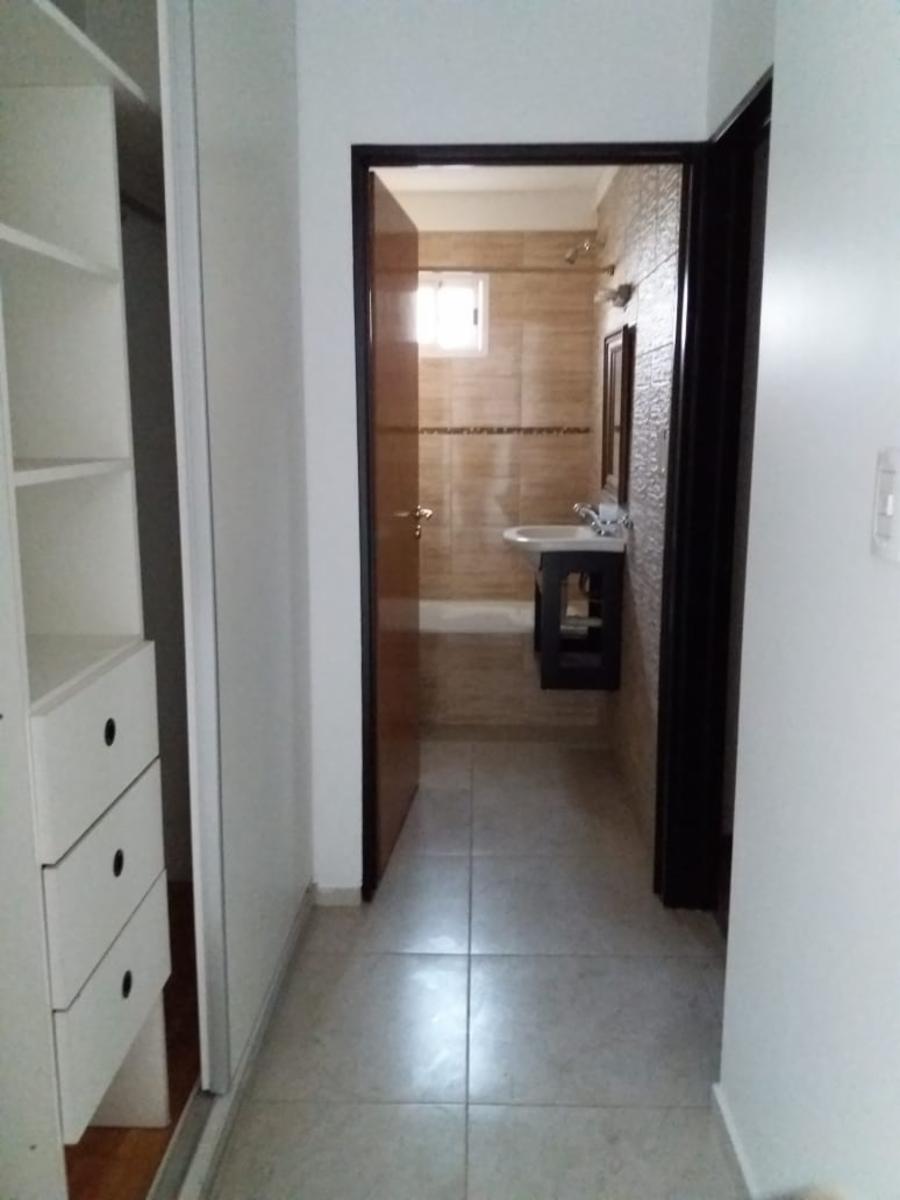Ramon Falcon 6600 · Liniers — foto 5
